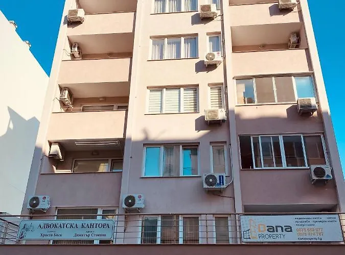 Studio Via Pontica * فارنا